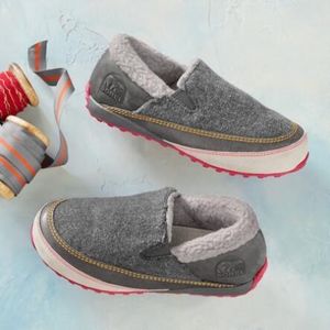 sorel slip on shoes